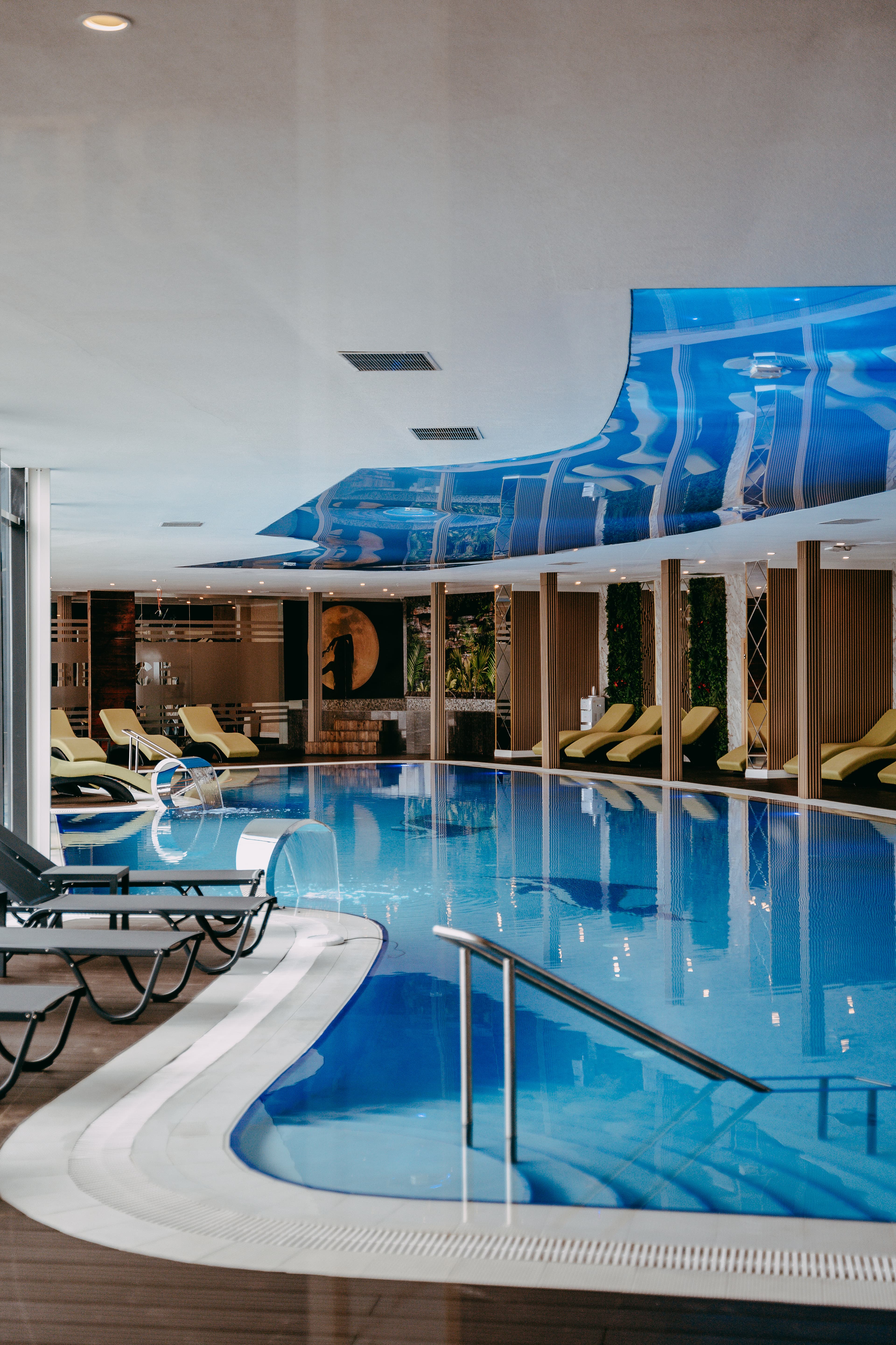 Spa pool
