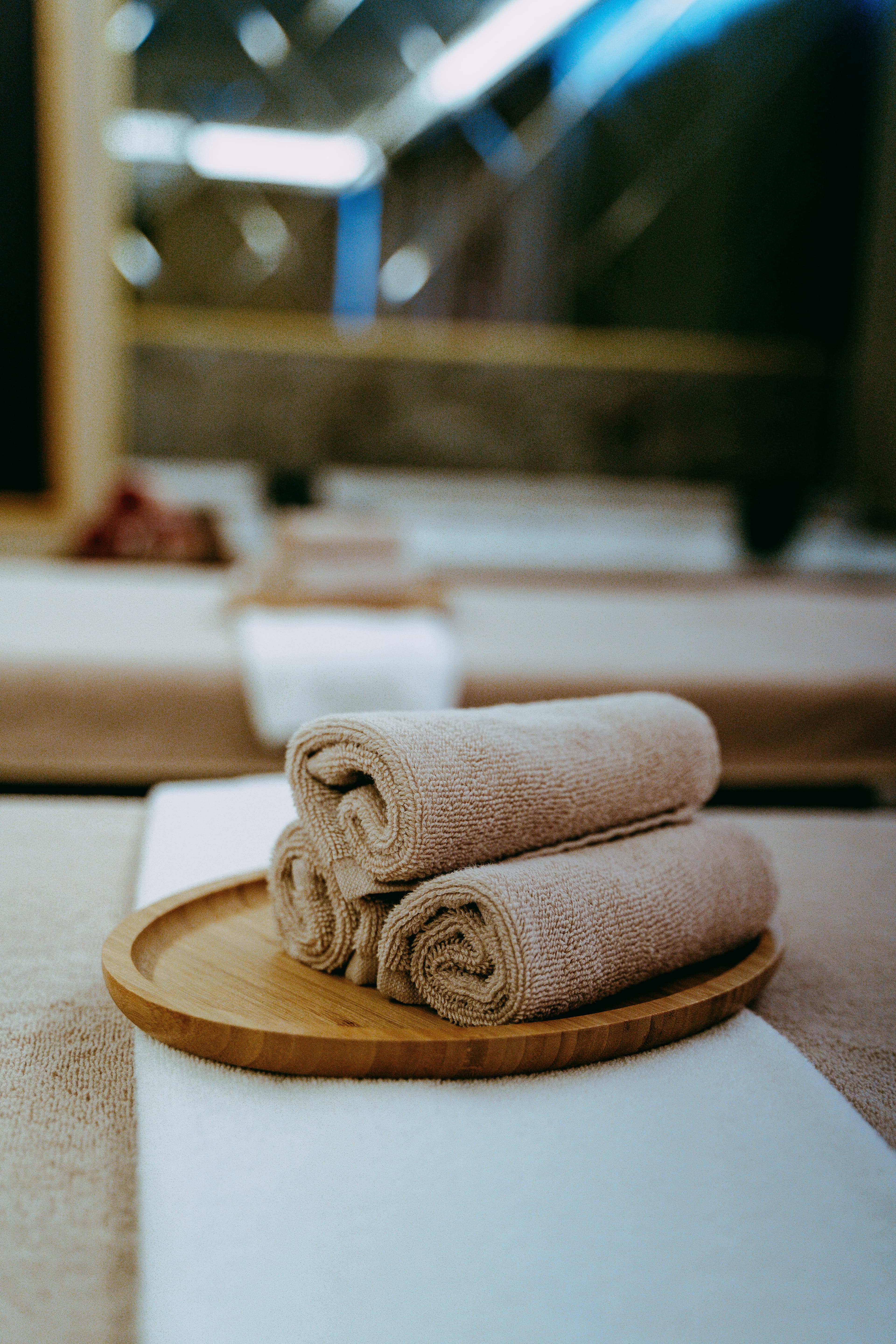 Spa towels and honey